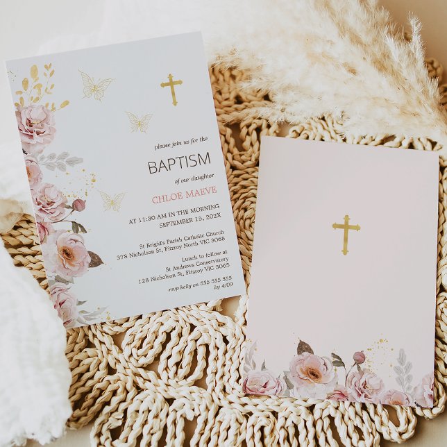 Convite Borboleta Floral Cor-de-Rosa, Cinzenta, para crist (Pink chic floral butterflies baptism or christening invitation with gold cross. )
