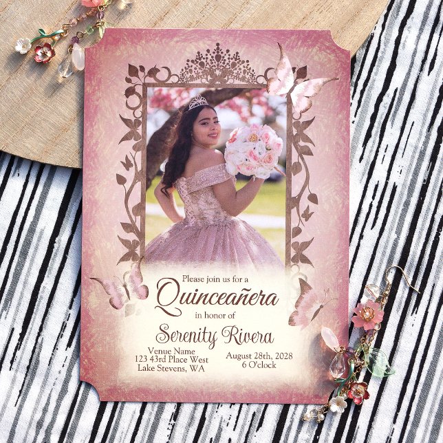 Convite Borboletas rosas claro, Ornamentado Brown Quincean (blush pink quinceanera photo invitations with decorative butterfly border and butteflies)