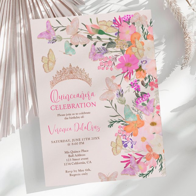 Convite Borboletas silvestres primavera quinceanera (Butterflies chic wildflowers spring quinceanera invitation)