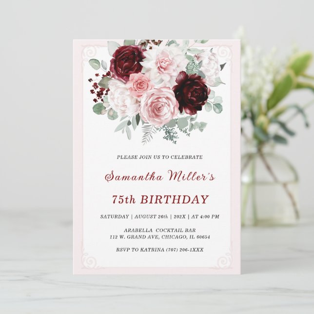 Convite Borgonha e Floral Rosa de Aniversário (Em pé/Frente)