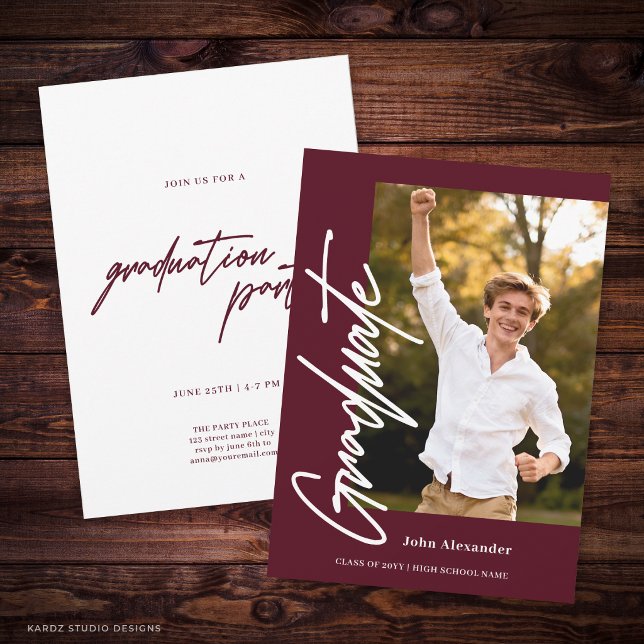 Convite Borgonha Moderno Script Graduado Foto Graduação (The front and back of the invitation are shown at 5x7-inch size. Choose size, paper, + corner style.)