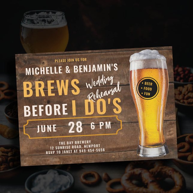 Convite Breve Antes Que Eu Faça Um Ensaio De Casamento De  (brews before i dos wedding rehearsal dinner invitation brewery theme rustic wood board beer party)