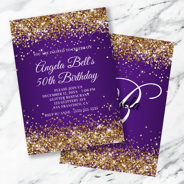 Convite Brilhante Dourado brilhante Roxo Real 50º Aniversá (Sparkly Gold Glitter Royal Purple 50th Birthday Invitation)