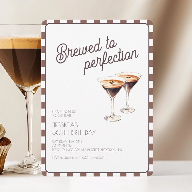 Convite Brown Brewn Festa de aniversário de 30 anos Espres (Brown Brewed Espresso Martini 30th Birthday Party Invitation)