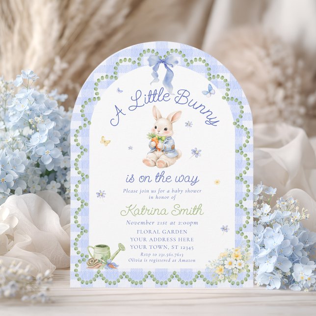 Convite Bunny Pretty Rabbit Gingham Baby Shower Invitation (Criador carregado)