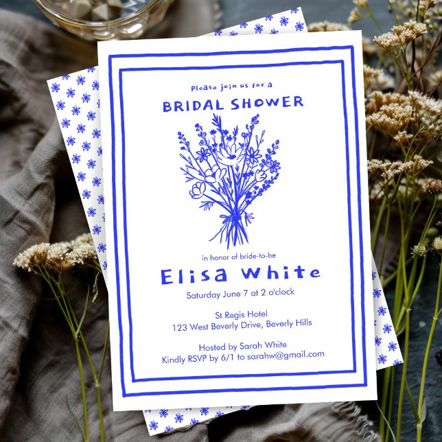 Convite Buquê de flor selvagem Chá de panela cáustico (Wildflower Bouquet Rustic Whimsical Bridal Shower Custom Cute Blue White Invitation)