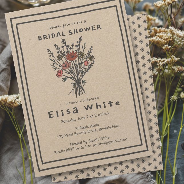 Convite Buquê de flor selvagem Chá de panela cáustico (Wildflower Bouquet Rustic Whimsical Bridal Shower Custom Invitation Kraft Paper)