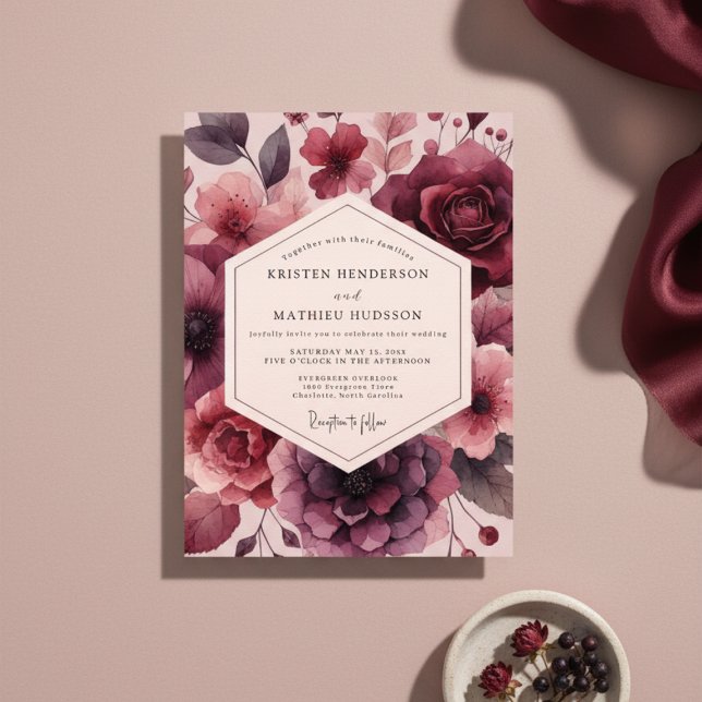 Convite Burgundy Floral Opulent Romance Wedding (Criador carregado)