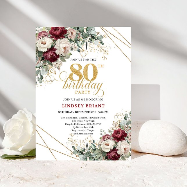 Convite Burgundy Flores Verdes Dourado 80 Aniversário (Burgundy Maroon Flowers Greenery Gold 80th Birthday)