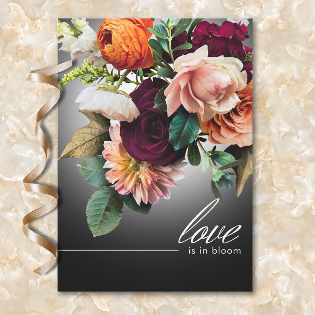 Convite Burgundy Orange Floral Love está no Bloomy Chá (Burgundy Orange Floral Love is in Bloom Shower Invitation)