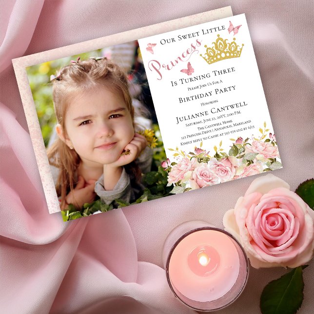 Convite Butterflies Floral Princess Photo aniversário de 3 (Butterflies Floral "Our Sweet Little  Princess Is Turning Three" Photo 3rd Birthday Party Invitation)