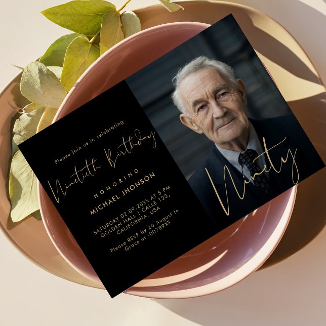 Convite Caligrafia Nove-Décima Foto Preta e Dourada Aniver (Criador carregado)