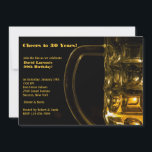 Convite Caneca de Cerveja<br><div class="desc">Uma caneca cintilante de cerveja dourada contra um fundo preto define a cena para este convite de festa masculino. Perfeito para aniversários,  festas de aposentadoria,  despedidas de solteiro,  festas de despedida e muito mais.</div>