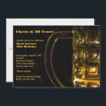 Convite Caneca de Cerveja<br><div class="desc">Uma caneca cintilante de cerveja dourada contra um fundo preto define a cena para este convite de festa masculino. Perfeito para aniversários,  festas de aposentadoria,  despedidas de solteiro,  festas de despedida e muito mais.</div>