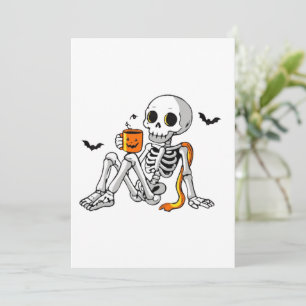 Convite Caneca de Esqueleto de Halloween Aconchegante com