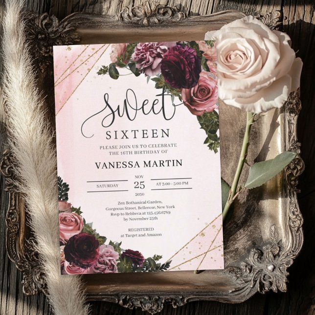 Convite Cantos florais brilhantes Doce dezesseis (Blush and burgundy floral corners Sweet sixteen Invitation)
