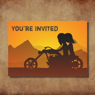 Convite Casal de motocicleta e Montanhas Casamento Solar