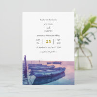 Casamento à beira-mar de Barcos de Pesca Roxos