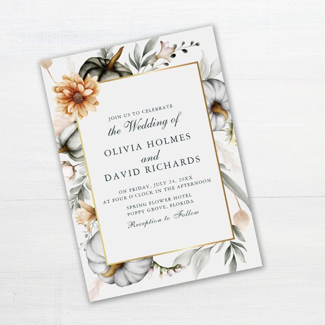 Convite Casamento Boho com Abóboras e Flores Silvestres (Boho Pumpkins with Wildflowers Wedding Invitation on white wooden table)