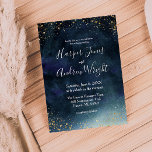 Convite Casamento com Aquarela Dourada do Marinho Starry N<br><div class="desc">Cartão de convite elegante e moderno para outono ou casamentos no inverno! Textura ombre azul-d'água marinho escuro com brilhos dourados falsos na parte superior e inferior. O design se parece com estrelas no céu noturno.</div>