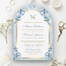 Casamento com Borboleta Dourada Floral Suave Azul