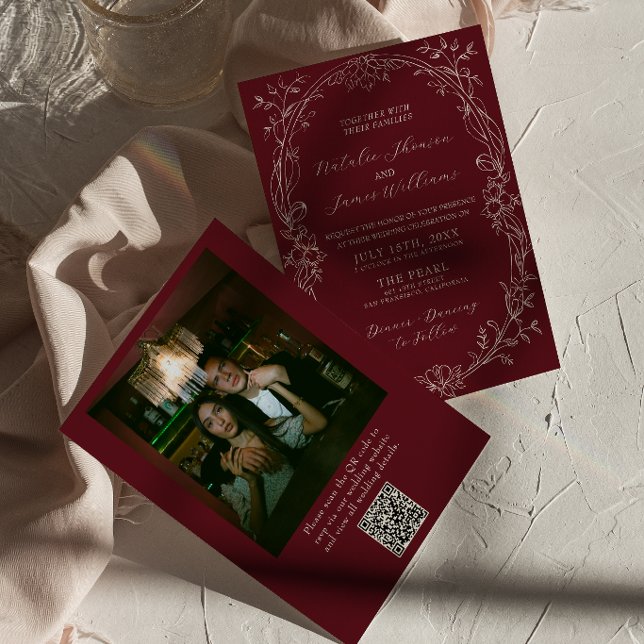 Convite Casamento com Código QR de Foto Floral de Borgonha (Criador carregado)