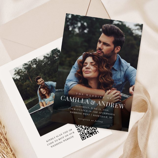 Convite Casamento com código QR de sobreposição de foto si (Simple typography overlay photo wedding invitation with QR code rsvp on the back.)