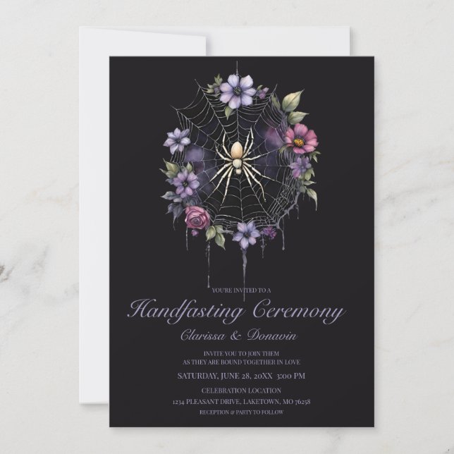 Convite Casamento com Teia Floral de Aranha Roxa Gótica (Frente)