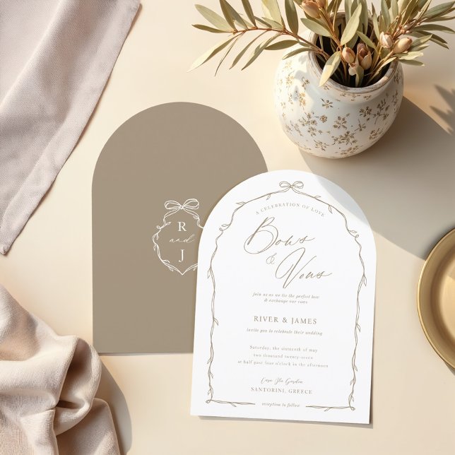 Convite Casamento de Arco bege e fita desenhado à mão Eleg (Elegant Hand Drawn Beige Bow & Ribbon Arch Wedding Invitation)
