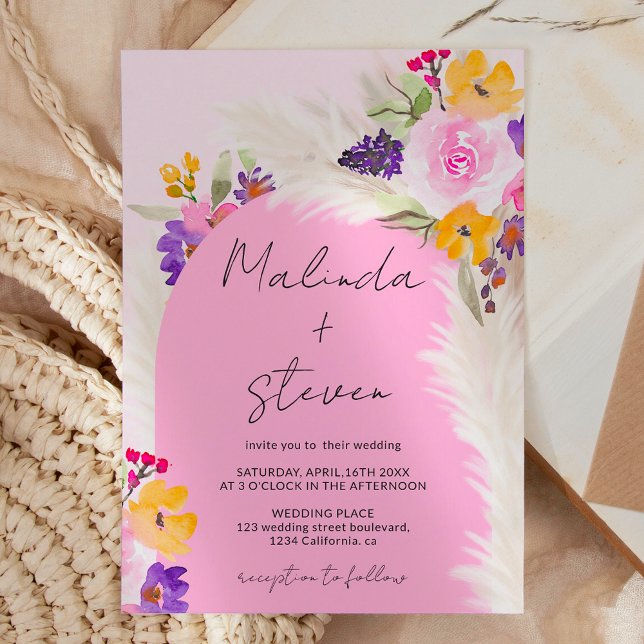 Convite Casamento de arco do deserto com pampas florais co (Boho pink floral pampas desert arch wedding invitation on pink)