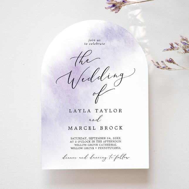 Convite Casamento de Arco Elegante Elegante Púrpura de Lav (Watercolor Wash Purple Elegant Boho Arch Wedding Invitation)