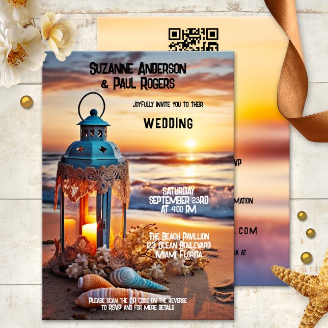 Convite Casamento de Boho Chic Lantern Sunset Beach QR (Boho chic all-in-one wedding invitation featuring a lantern on the beach at sunset - with QR code)
