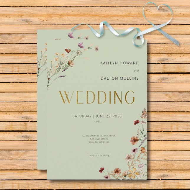 Convite Casamento de Buquê de Flor Selvagem Verde Moderno (Modern Sage Green Wildflower Bouquet Wedding Invitation)