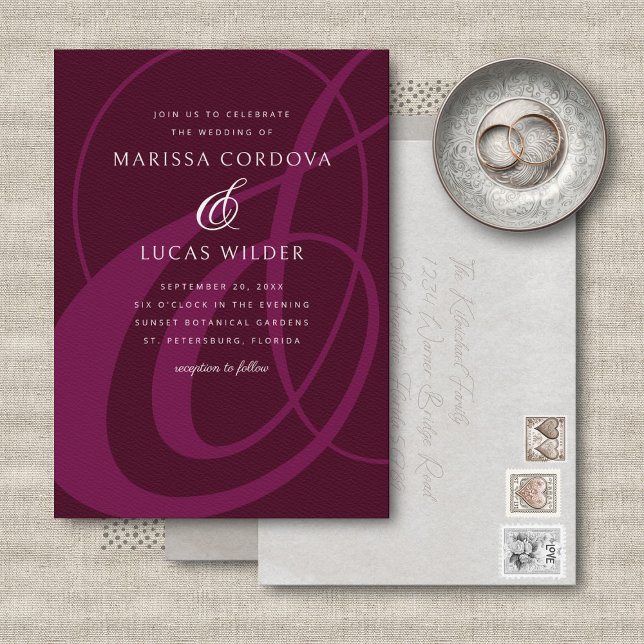 Convite Casamento de Caligrafia Burgundy Ampersand Script (Criador carregado)