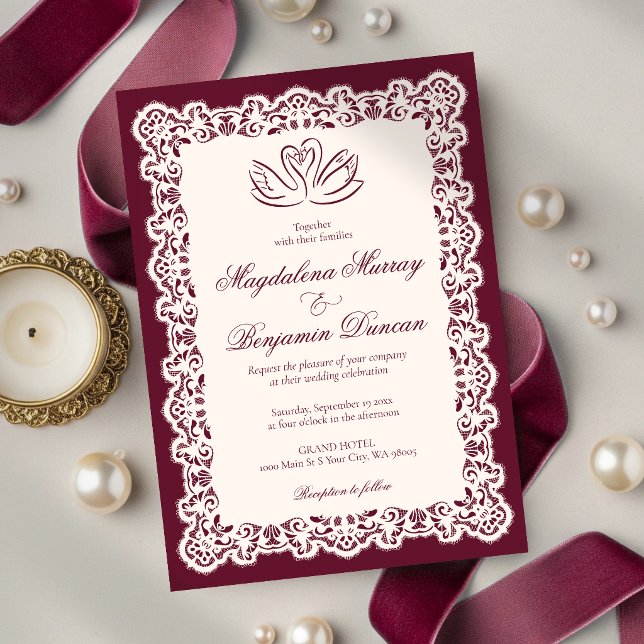 Convite Casamento de Cisnes Burgundy Elegantes com Renda I (Criador carregado)