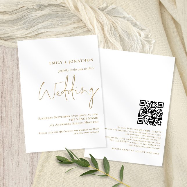 Convite Casamento de Código QR de Script Dourado Elegante (Front and back view. Available digitally or printed. Part of a matching wedding suite)