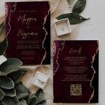 Convite Casamento de Código QR do Script de Agato Vermelho<br><div class="desc">Este elegante convite de casamento mostra uma imagem de fundo da cor vermelha da água da burgundy, agada com brilho de ouro falso. O texto personalizável combina manuscrito, protetor e fontes itálicas de cor dourada. O verso fornece espaço para detalhes do casamento em um fundo de agata burgundy correspondente, junto...</div>