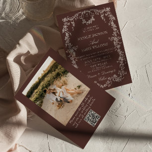 Convite Casamento de Código QR Marrom Chocolate com Floral