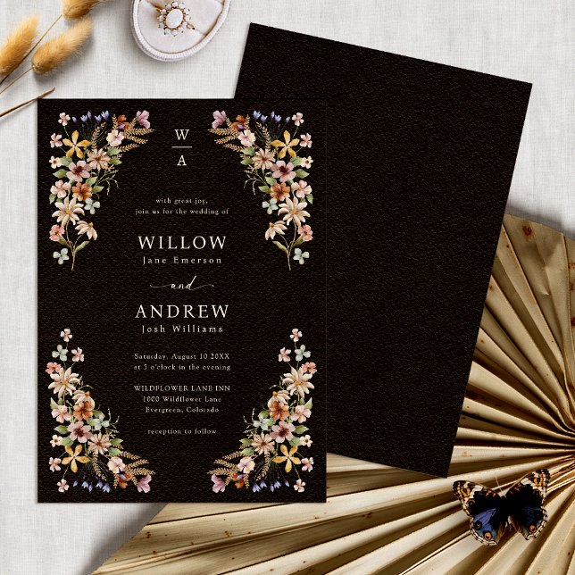 Convite Casamento de Flores Selvagens Boho Preto (Black Boho Wildflower Wedding Invitation Monogram by Painted Paperie
)