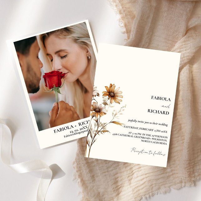 Convite Casamento de Flores Selvagens de Monograma Quiméri (Criador carregado)