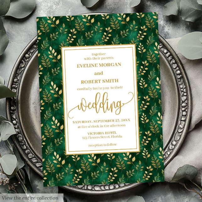 Convite Casamento de Folhagem Dourada Emerald Green sofist (Sophisticated Emerald Green Gold Foliage Wedding Invitation)