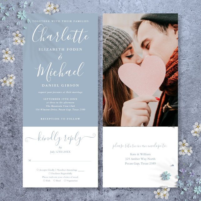 Convite Casamento de Foto Dusty Blue Elegante Script Compl (Dusty Blue Elegant Script All In One Photo Wedding Invitation)
