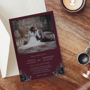Convite Casamento de Foto Vintage com Borgonha Floral Escu