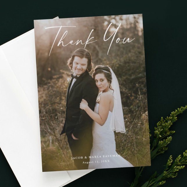 Convite Casamento de Fotografia com Caligrafia Moderna Obr (Modern script wedding photo thank you card.)