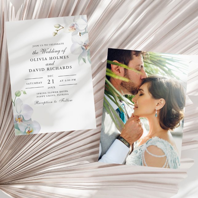 Convite Casamento de Fotografias com Orquídea Branca Minim (Watercolor Minimalist White Orchid Photo Wedding Invitation on a sunny white dry palm leaf.)