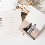Convite Casamento de Fotografias com Script Romântico Mode<br><div class="desc">Este convite simples e elegante é perfeito para um casamento moderno. Design apresenta uma fonte manuscrita e um design minimalista moderno. Projetado para coordenar com a Coleção de Convite para Casamento "Glam Natural". Para alterar seus nomes, local e data do casamento e outros detalhes, clique em "Personalizar". Para mover o...</div>