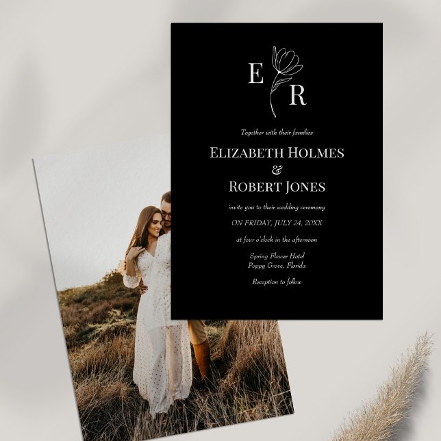 Convite Casamento de Fotografias Personalizadas do Monogra (Black Floral Monogram Custom Photo Wedding Invitation on white table with dry wildflower.)