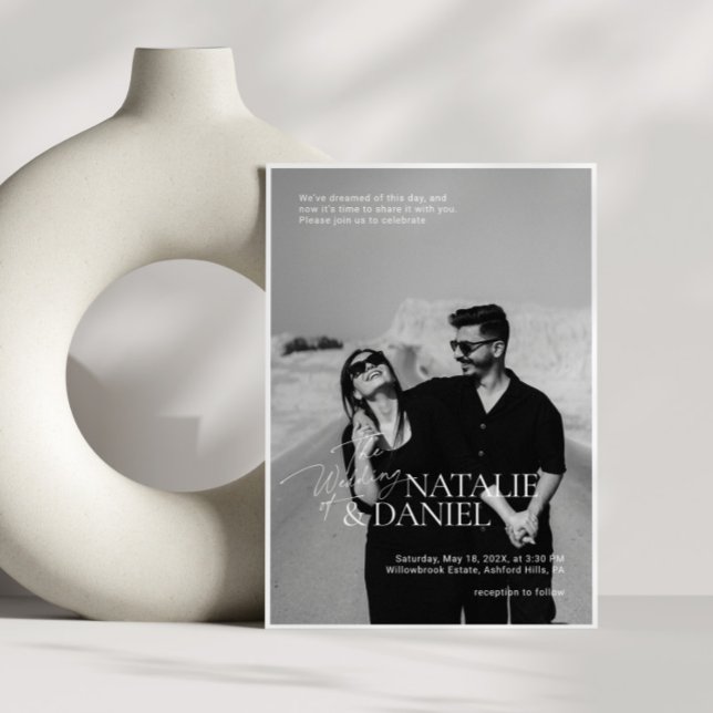 Convite Casamento de Fotografias Simples e Preto (Modern Simple Black & White Photo Wedding Invitation)