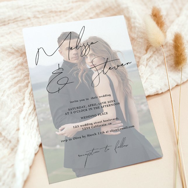 Convite Casamento de fotos com script calliografia (Chic names script calligraphy photo wedding invitation black on white)