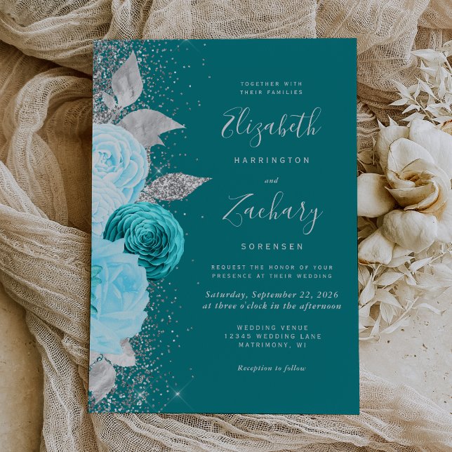 Convite Casamento De Lama De Prata De Turquesa Floral (An elegant choice for a floral themed wedding with a turquoise and silver color palette.)
